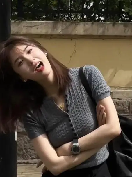 Retro coreano sle feminino ort sve malha camiseta verão novo sle f nó aberto fino ajuste ort comprimento tamanho pequeno topo