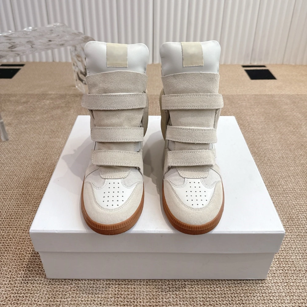 

Роскошная повседневная спортивная обувь, увеличивающая рост в салоне весной и осенью, высокие туфли с плоским верхом, женские короткие сапоги, босоножки