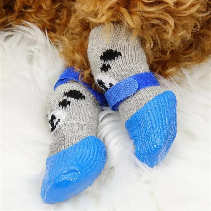 4 pçs/set meias para cães meias de malha quente para gatos cães à prova dwaterproof água sapatos de gato à prova de riscos pé cobre anti escaldadura pés pet meias de pelúcia