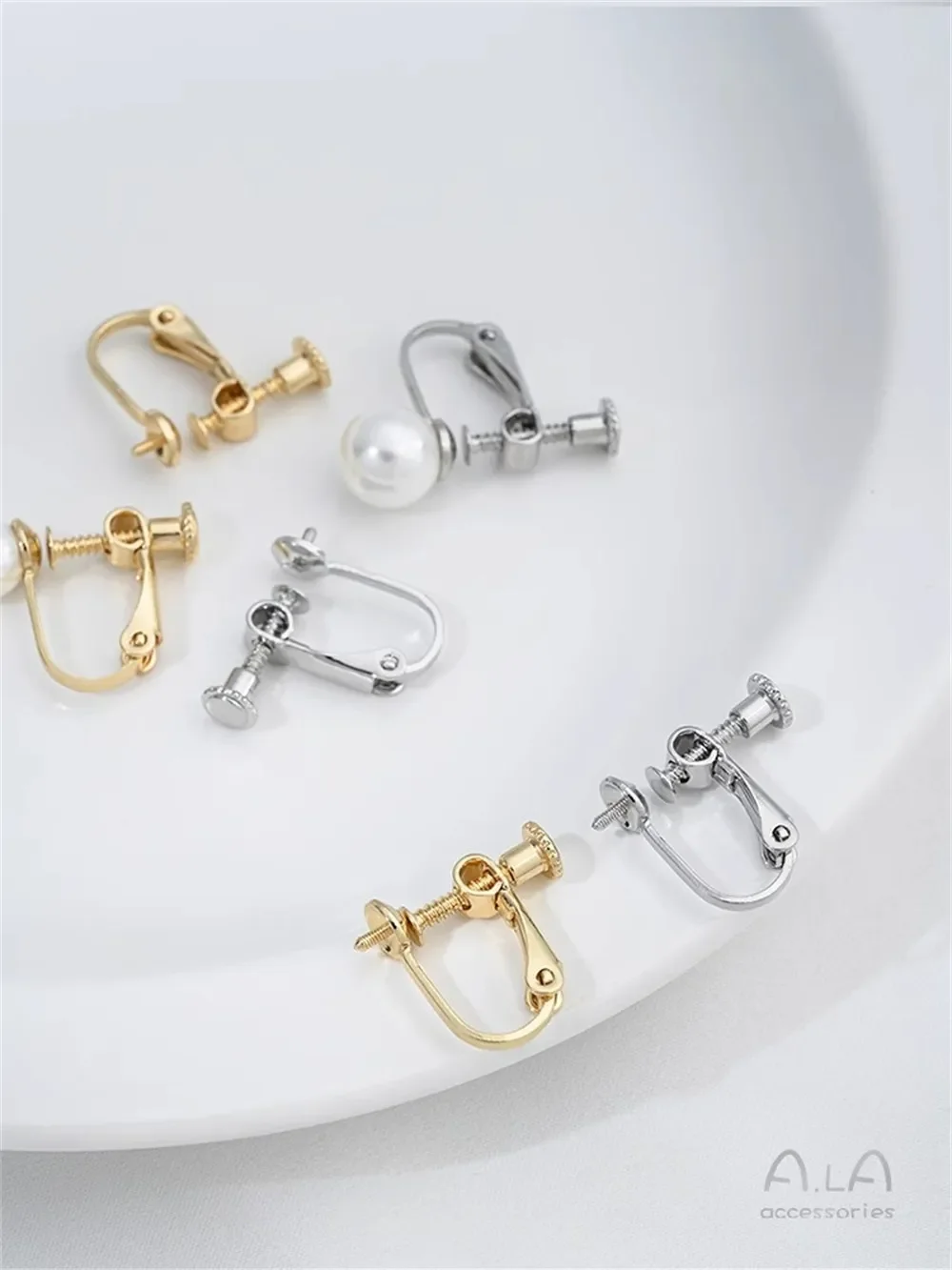 

14K Copper Clad Real Gold Half-hole Bead Holder Screw Ear Clip DIY Handmade Pearl Painless Ear Clip Accessories E394