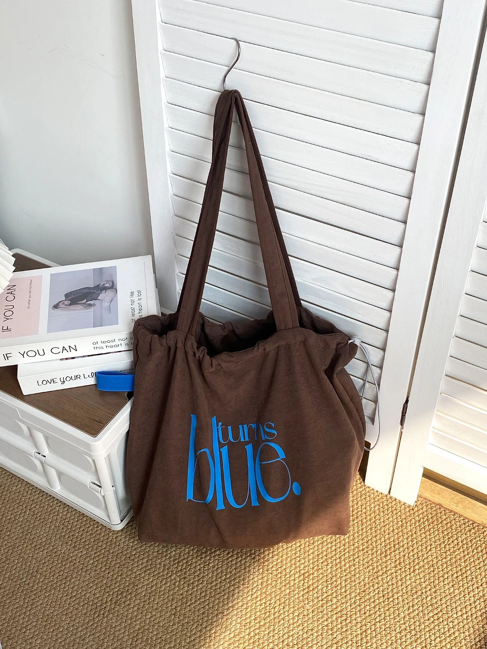 新しいファッショナブルなシンプルな文字柄ポータブルショルダー - Drawstring Gym Bag のレビューと価格