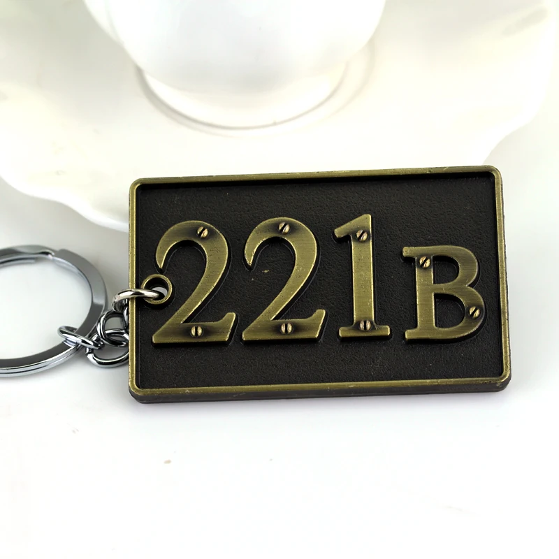 Detective Sherlock 221B Apartment Keychain Retro Metal Car Backpack Keyring Pendant Movie Fans Friends Gift