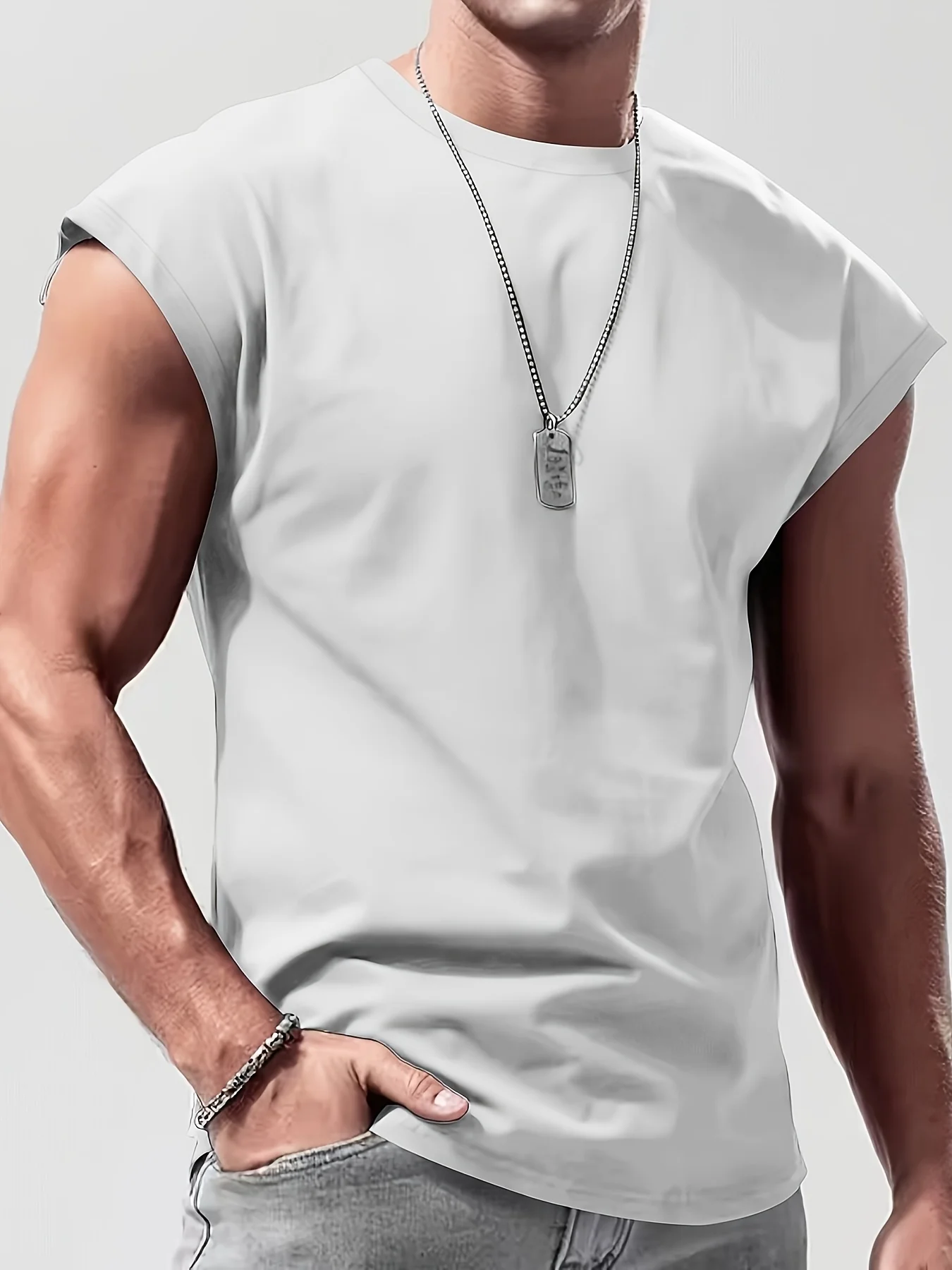 Men'S Summer Solid Color Sleeveless Tank Top Breathable Suitable for Casual Sports Versatile Style image 5