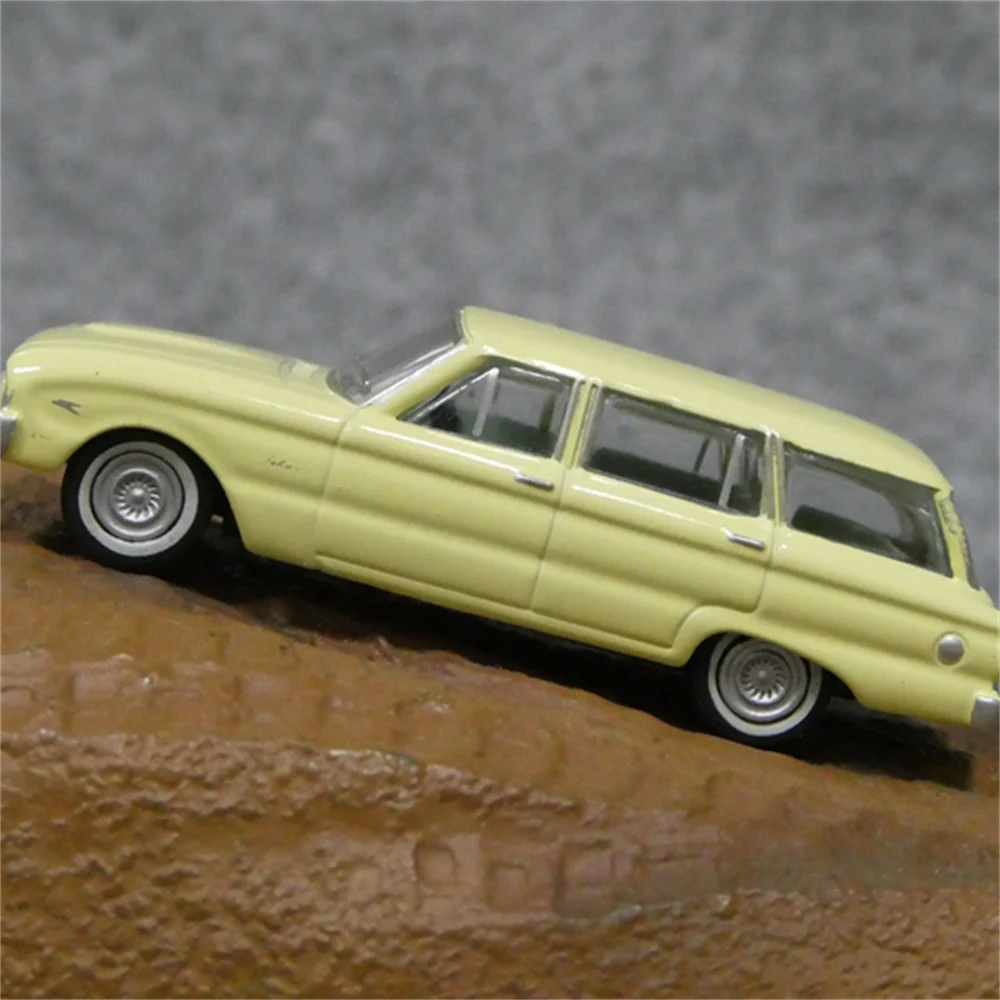 1/87 HO Scale Alloy Car Model 1962 XL Wagon Car Model Train Scene Miniature Collection Sand Table Landscape