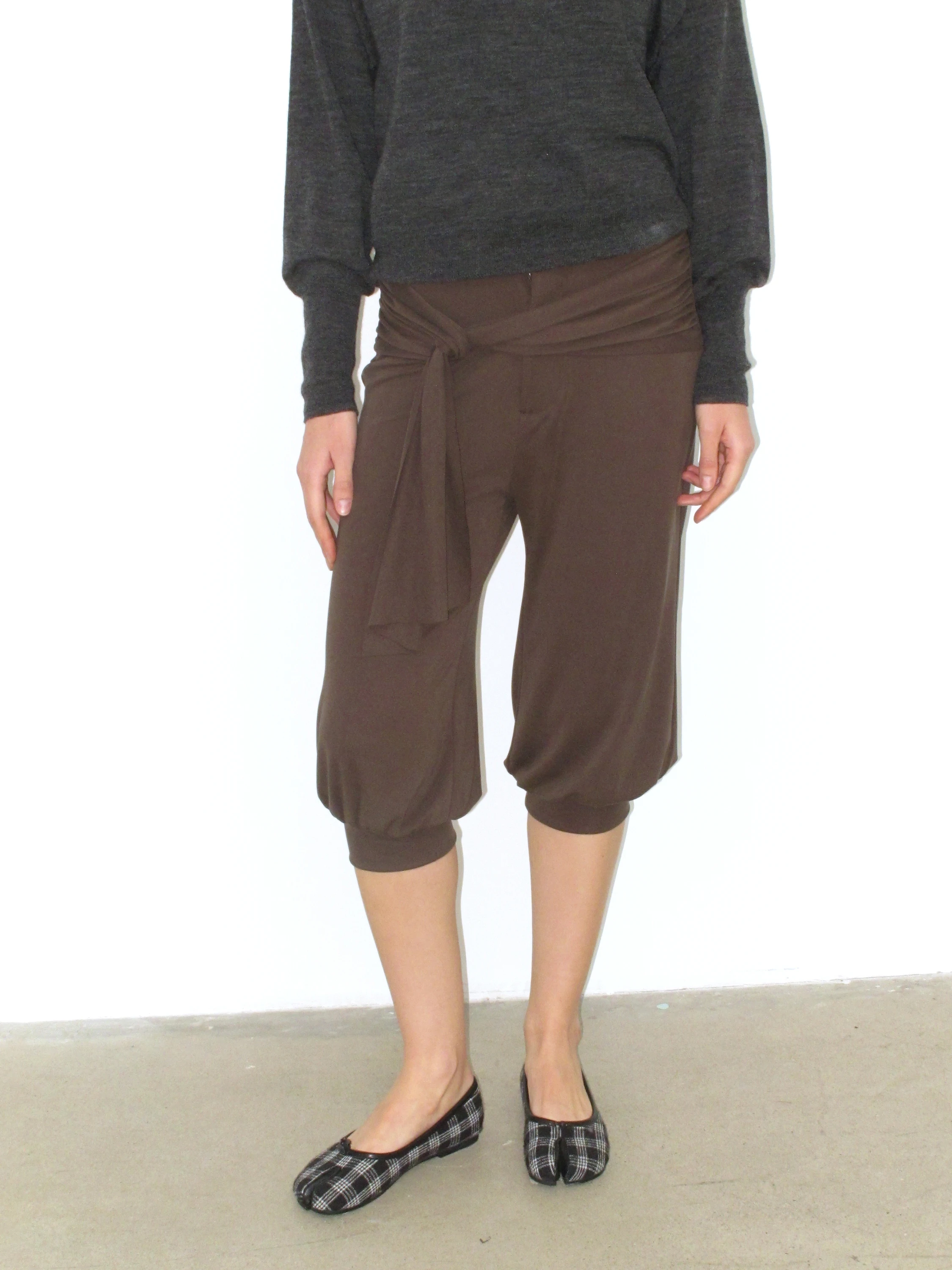 

Повседневные вязаные укороченные брюки с завязками на талии, свободного кроя, с цветочным принтом, женские летние модные брюки из модала, полиэстера и спандекса