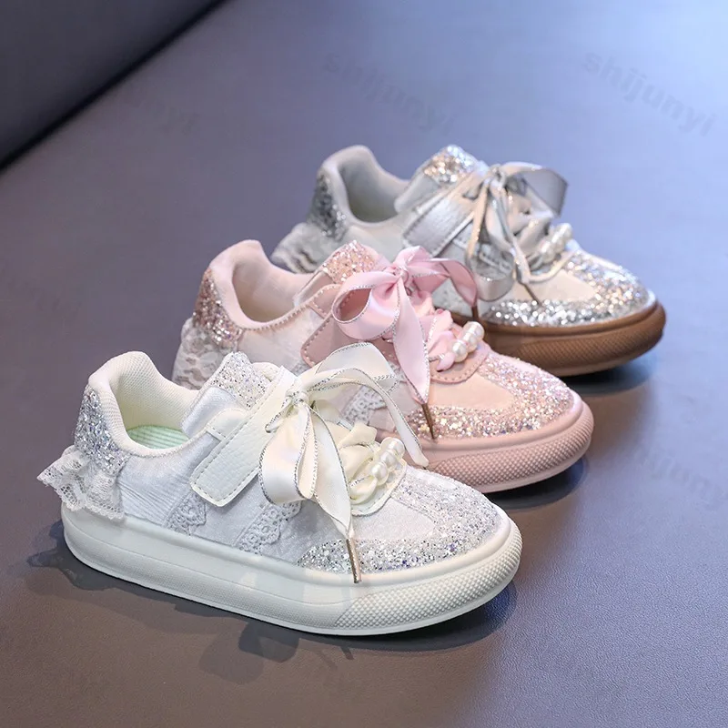 

Girls Fashion Casual Sneakers 2025 Autumn Children Shiny Lace Sweet Princess Shoes Kid's Non-slip Soft Sole Skateboard Shoes