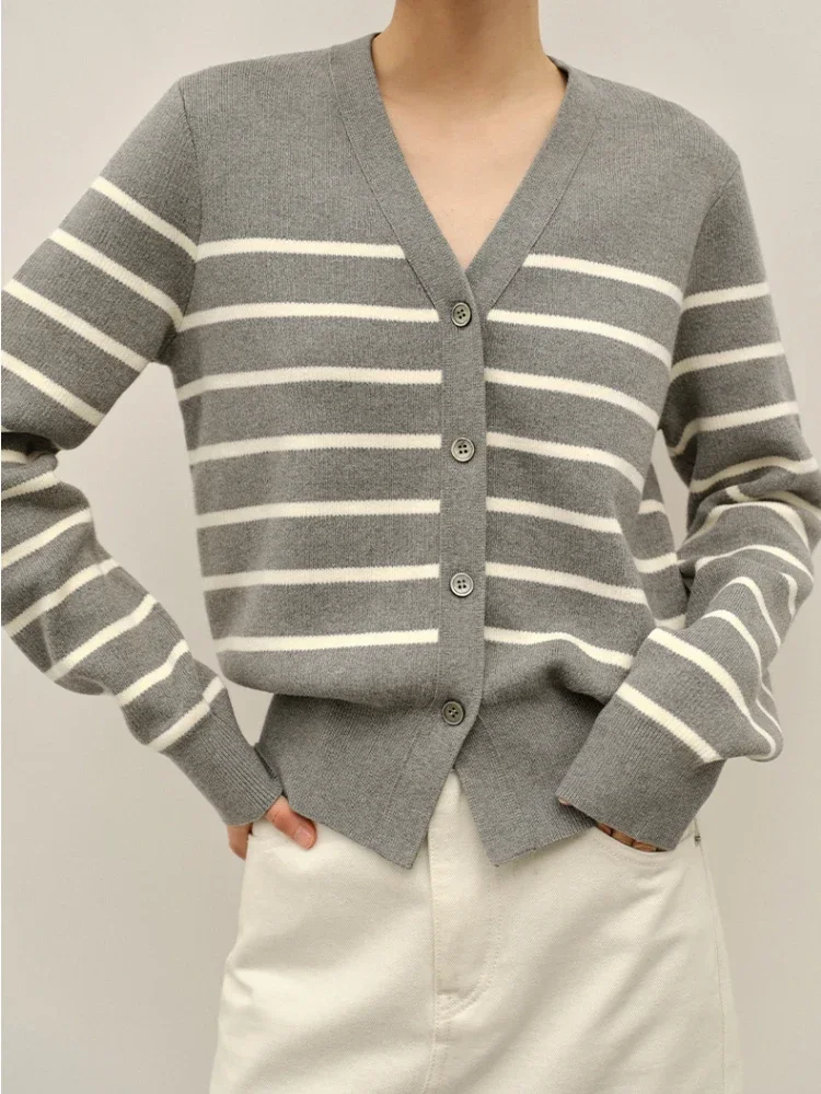 Grey Striped Cardigans Loose V-Neck 2024 Autumn New Casual Long Sleeve Top Fashion College Style Simple Comfort Cardigan Sweater