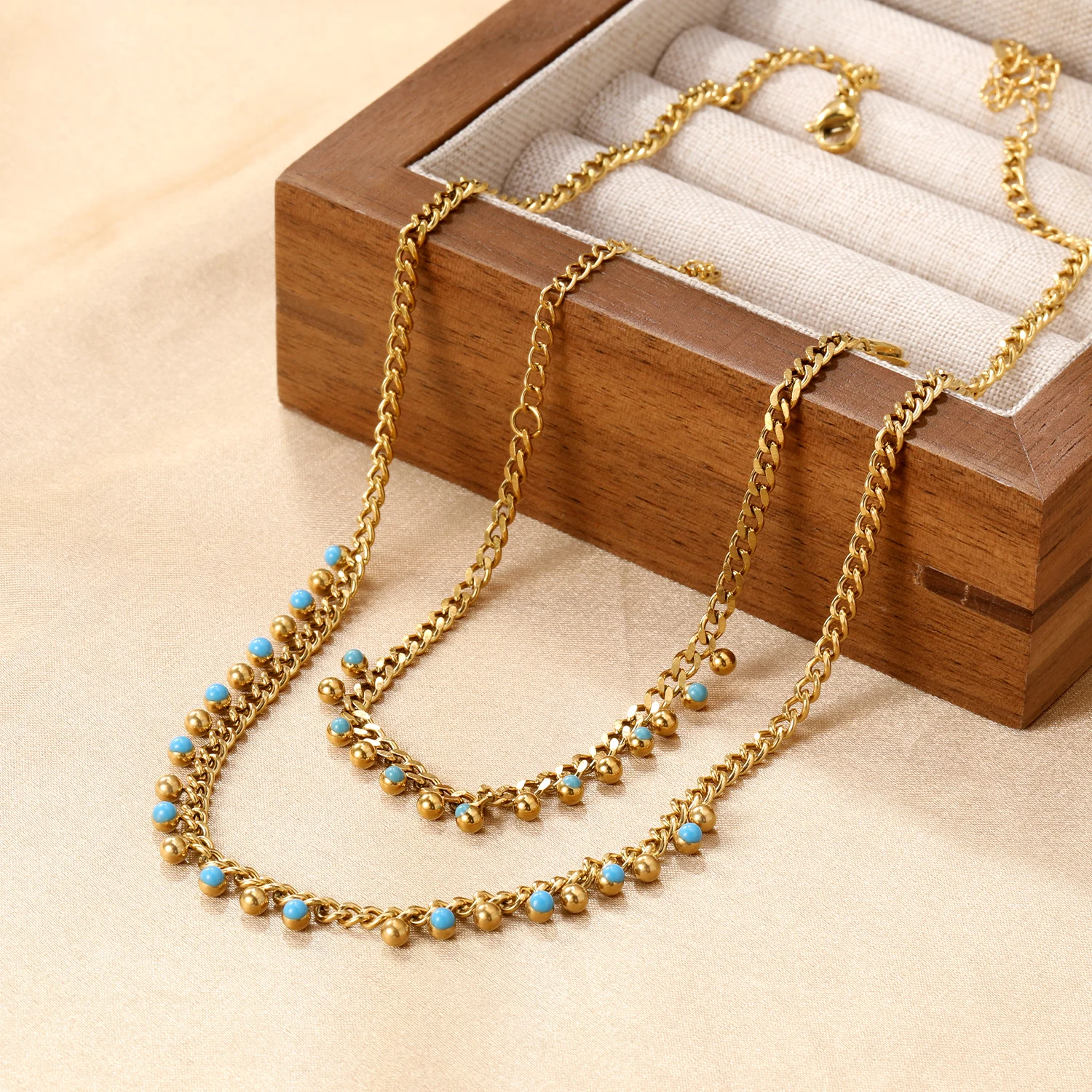 

2025 New Oil Drop Necklace and Bracelet Set for Women, Daily Personal Style Jewelry for a Sophisticated Minimalist Look.