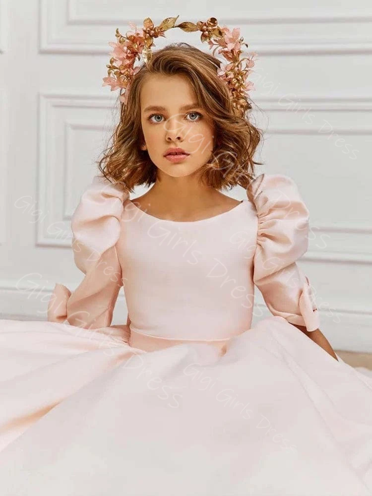 Vestido de comunhão sagrada de cetim rosa com arcos, decote redondo, mangas bufantes, trem de escova, vestido de menina de flor, vestido de festa de casamento personalizado para crianças