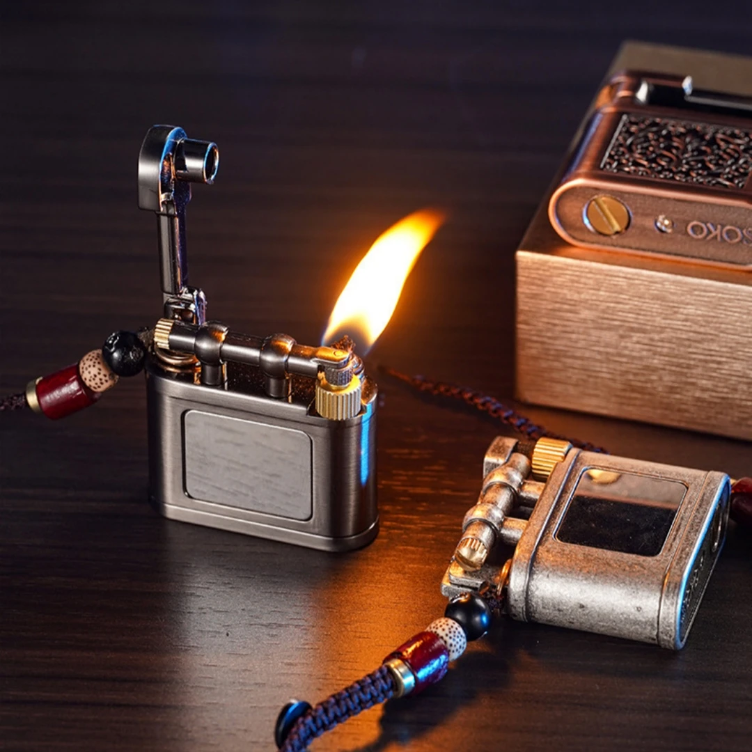 

Мини-металлическая бронзовая зажигалка, портативная подвесная зажигалка, корпус из сплава с открытым пламенем, масляная машина, мужская зажигалка, подарки, аксессуары для курения