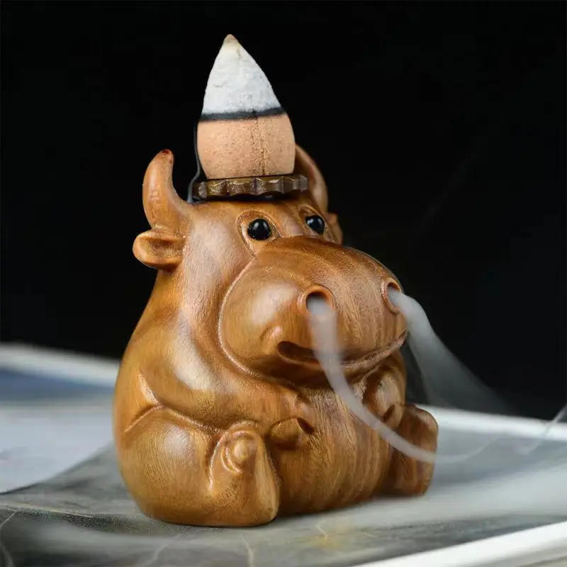 Green Sandalwood Carved Cute Ox Statue Backflow Incense Burner Creative Smoke Output Design Home Desktop Decor Craft Ornament