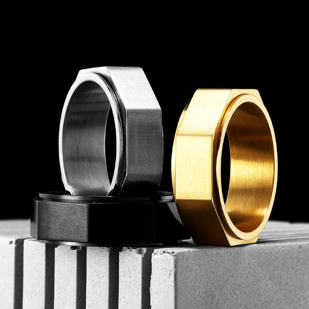 

Geometric Cuts Screw Men Rings Stainless Steel Vintage Punk Simple Luxury Women Jewelry Fashion Accessories Gift Wholesale