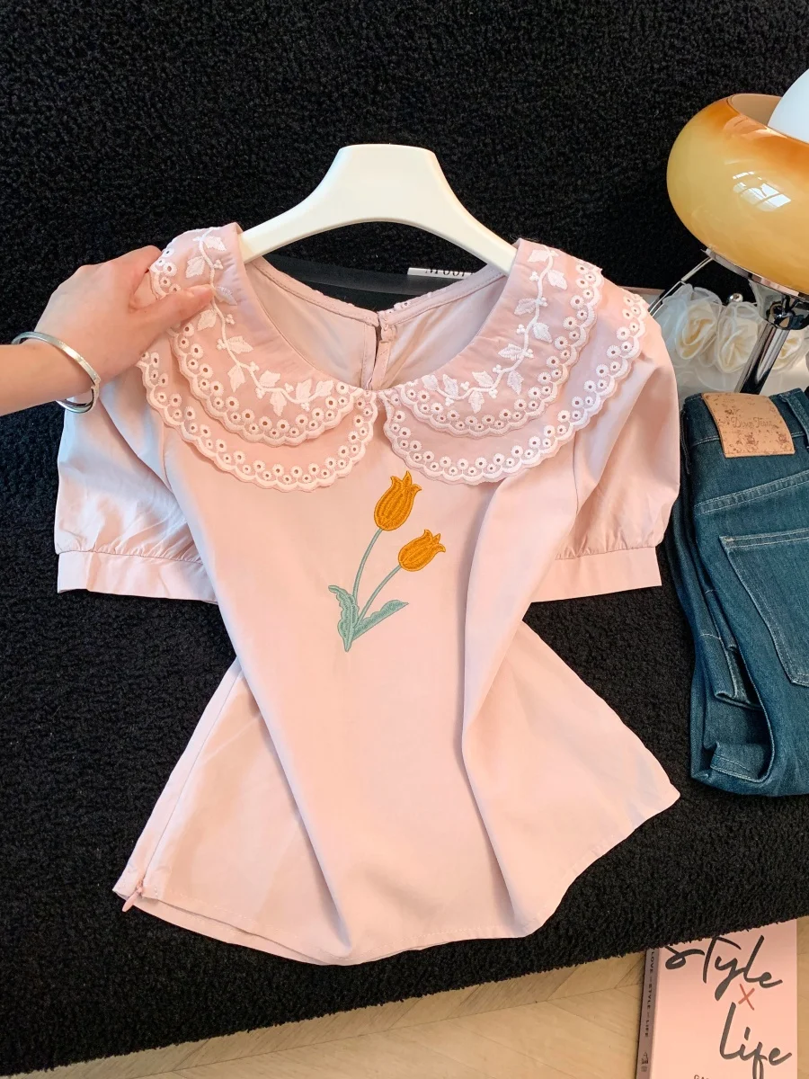

Pink Lace Doll Collar Short Sleeve Embroidered Shirt Women's Summer Charming Flower Stitching Anti-Aging Super Beautiful Top