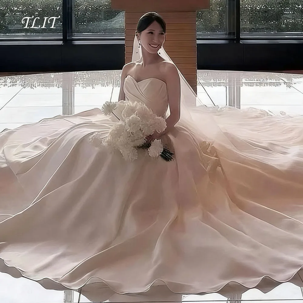 Gaun Pengantin Satin Sutra Ivory Modern TLIT Model A-Line dengan Detail Silang di Bagian Dada, Gaun Pengantin Model Sweetheart yang Dapat Disesuaikan, Gaun Pesta Pengantin Mengembang dengan Detail Draped
