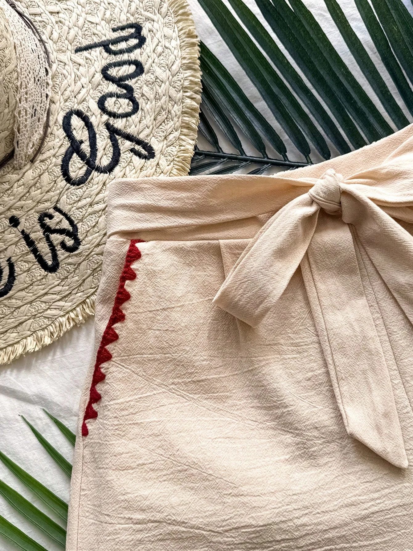 กางเกงขาสั้นผูกโบว์สีกากี