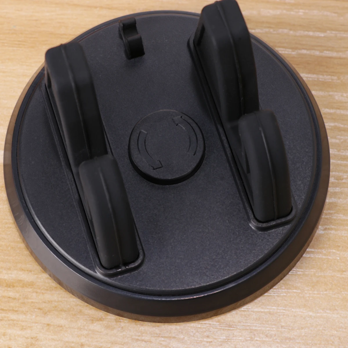 

2pcs Car Phone Holder Rotatable 360 Degrees Dashboard Mount For Cell Vehicle Hands-Free Driving Universal Stand Silicone