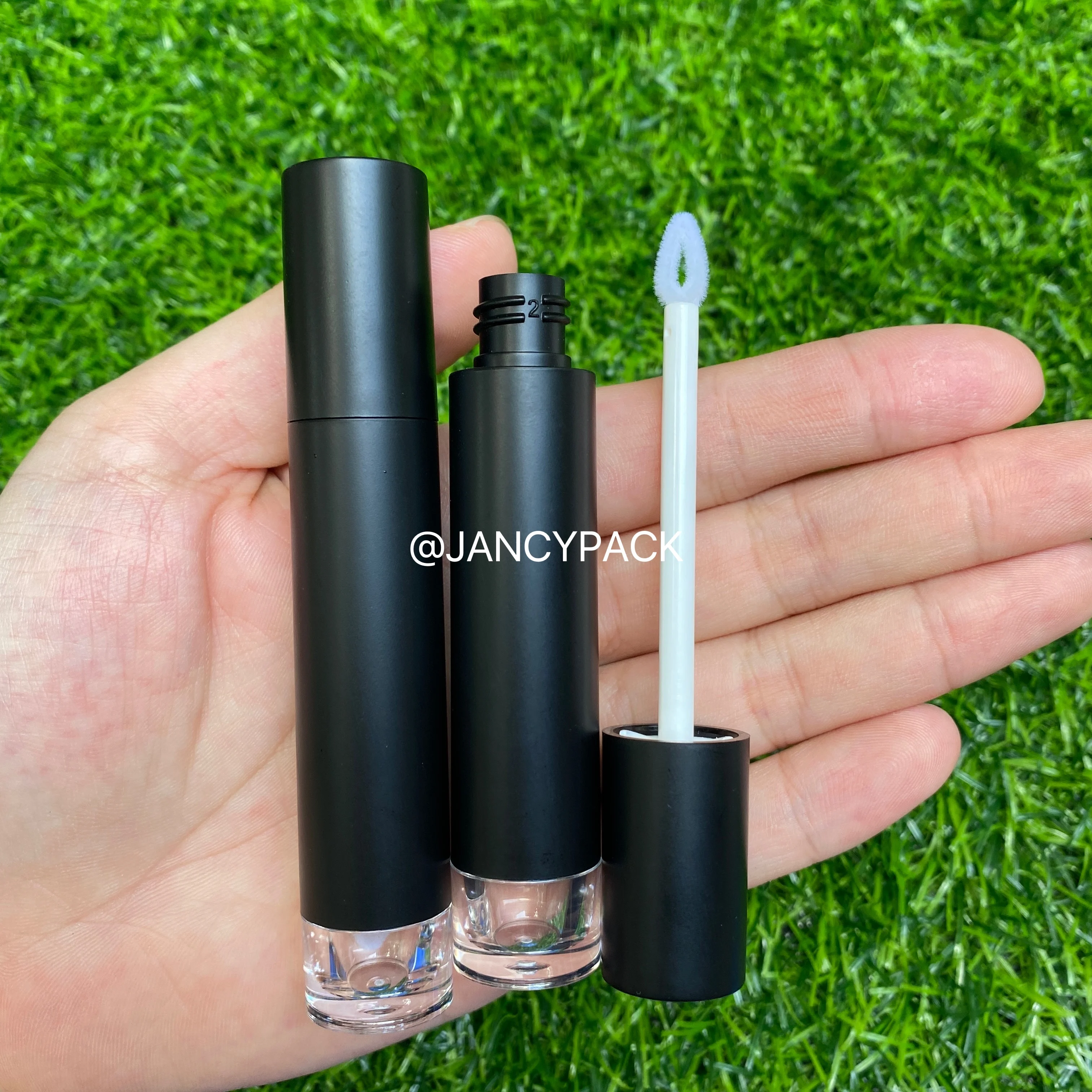 5ml Matte Black Lip Gloss Tube Empty Sample Plastic Liquid Lip Rouge Maquiagem Makeup Tool Lipgloss Containers Custom Logo