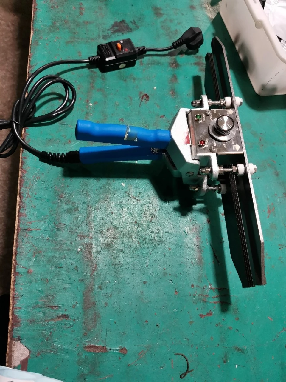 

machine Portable sealing machine Hand pliers Sealing machine Clip-on thick bag Plastic bag