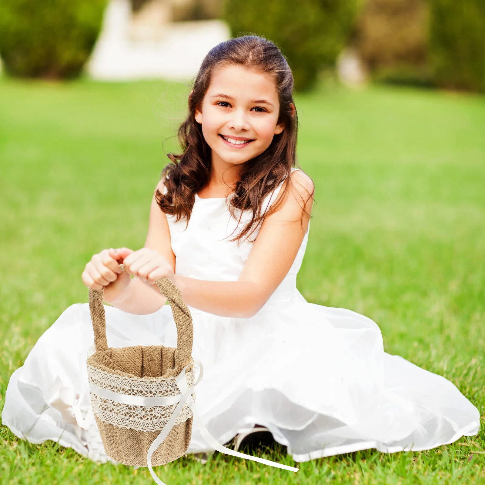 

Burlap Flower Girl Basket 12.5Cm Brown White Satin Ribbon Lace Handle Wedding Party Flower Basket For Bridal Shower Event