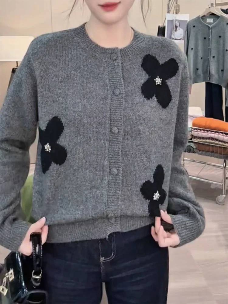 

Корейский вязаный кардиган с цветочным узором, осенне-зимний, больших размеров, стройнящий, элегантный, винтажный, новинка, женский топ Camere Sw...