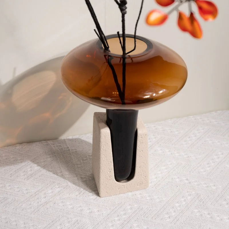 Premium brown glass vase, exquisite creative dining table ornament