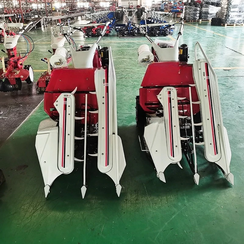 Rice and wheat harvesting and baling integrated machine, automatic self-propelled multi-functional cutting and baling machine