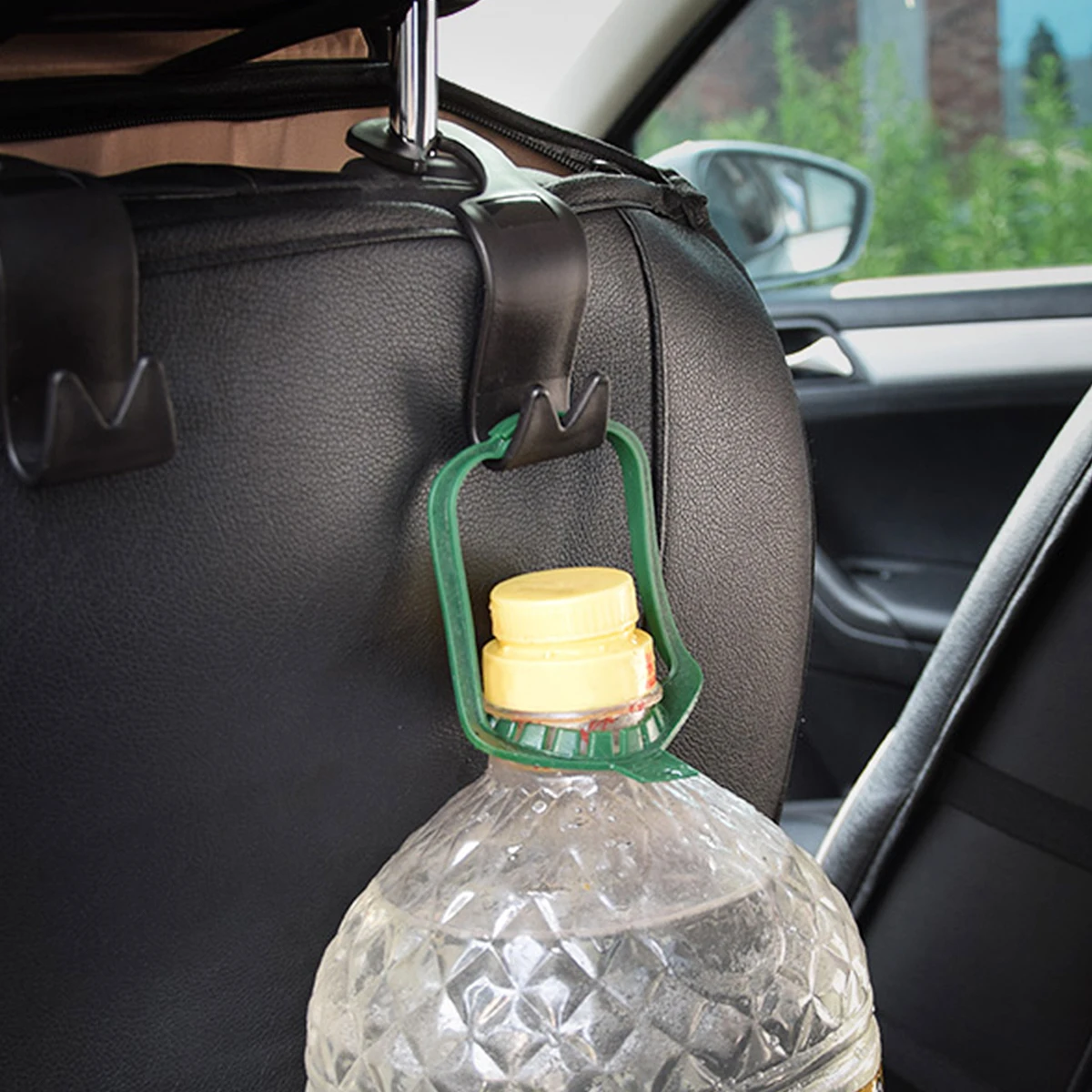 

4Pcs Car Hooks Back Seat Concealed Storage Multi-functional Hooks for Groceries Clothes Umbrella Handbags Water Bottles Kids