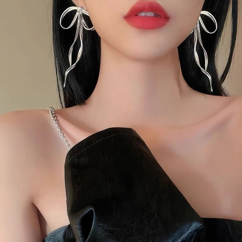 Korean Design Fashion Simple Silver Color Metal Line Bow Earrings Elegant Big Long Bowknot Drop Earrings Female Party Jewelry