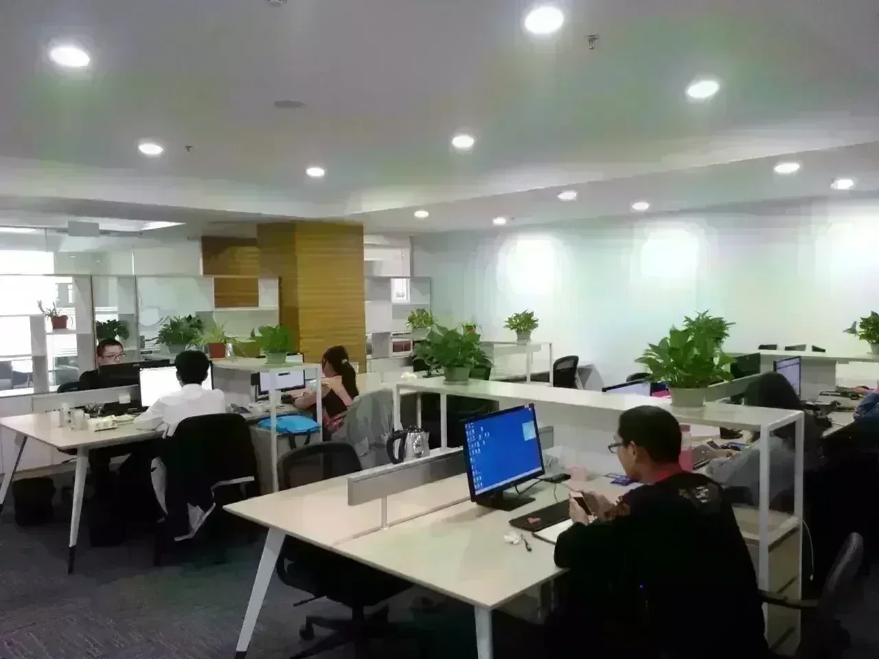 100% Original BMI323 Inertial Measurement Unit Compact, low-power Inertial Measurement Unit ideal for wearables Compacts BMI3