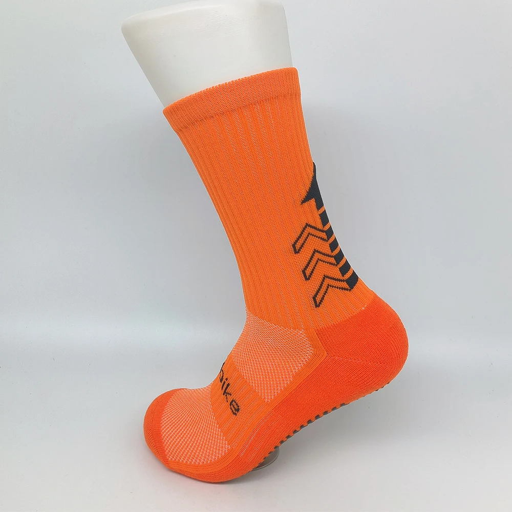 1 paio di calzini da calcio antiscivolo da uomo da donna Outdoor Running Football Cycling Grip Socks calzini sportivi a tubo medio che assorbono il