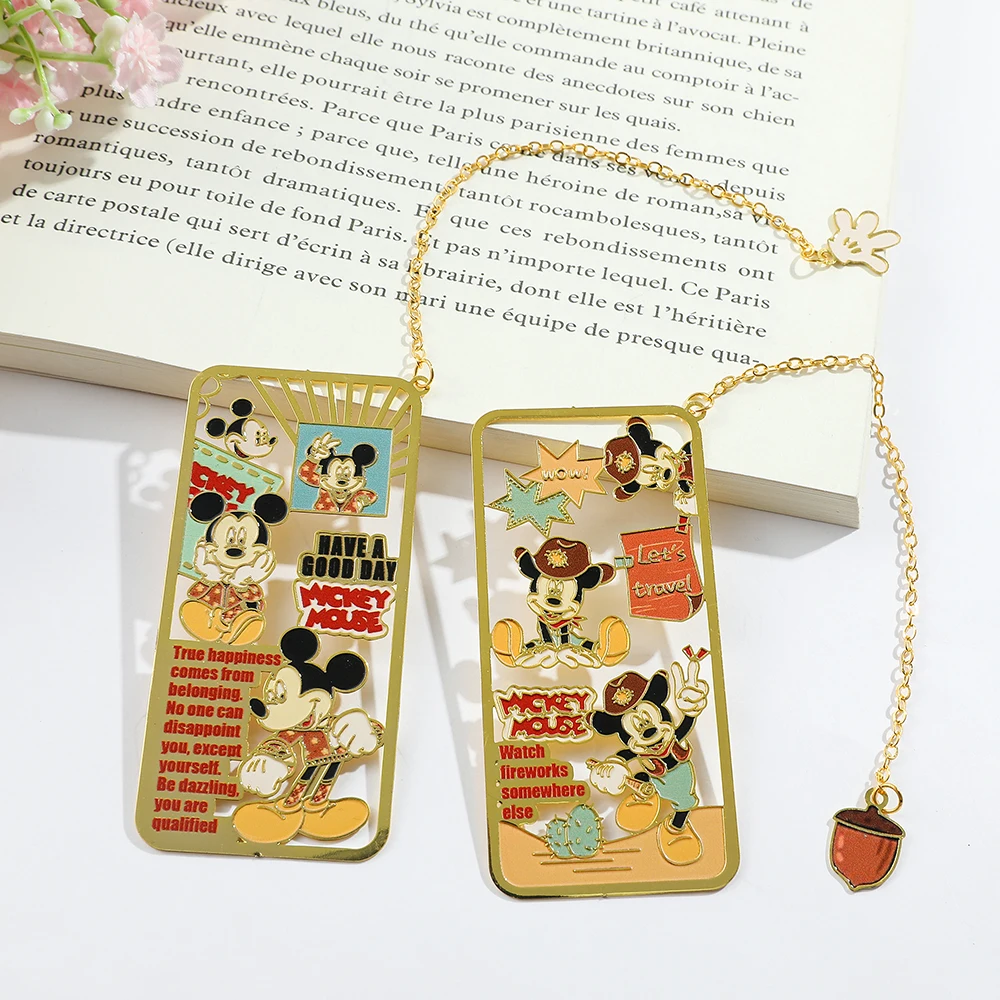 Segnalibro in metallo Disney Mickey Minnie con pendente a catena Lettori Accessori per la lettura Decorazioni per feste di cancelleria per l'apprendimento