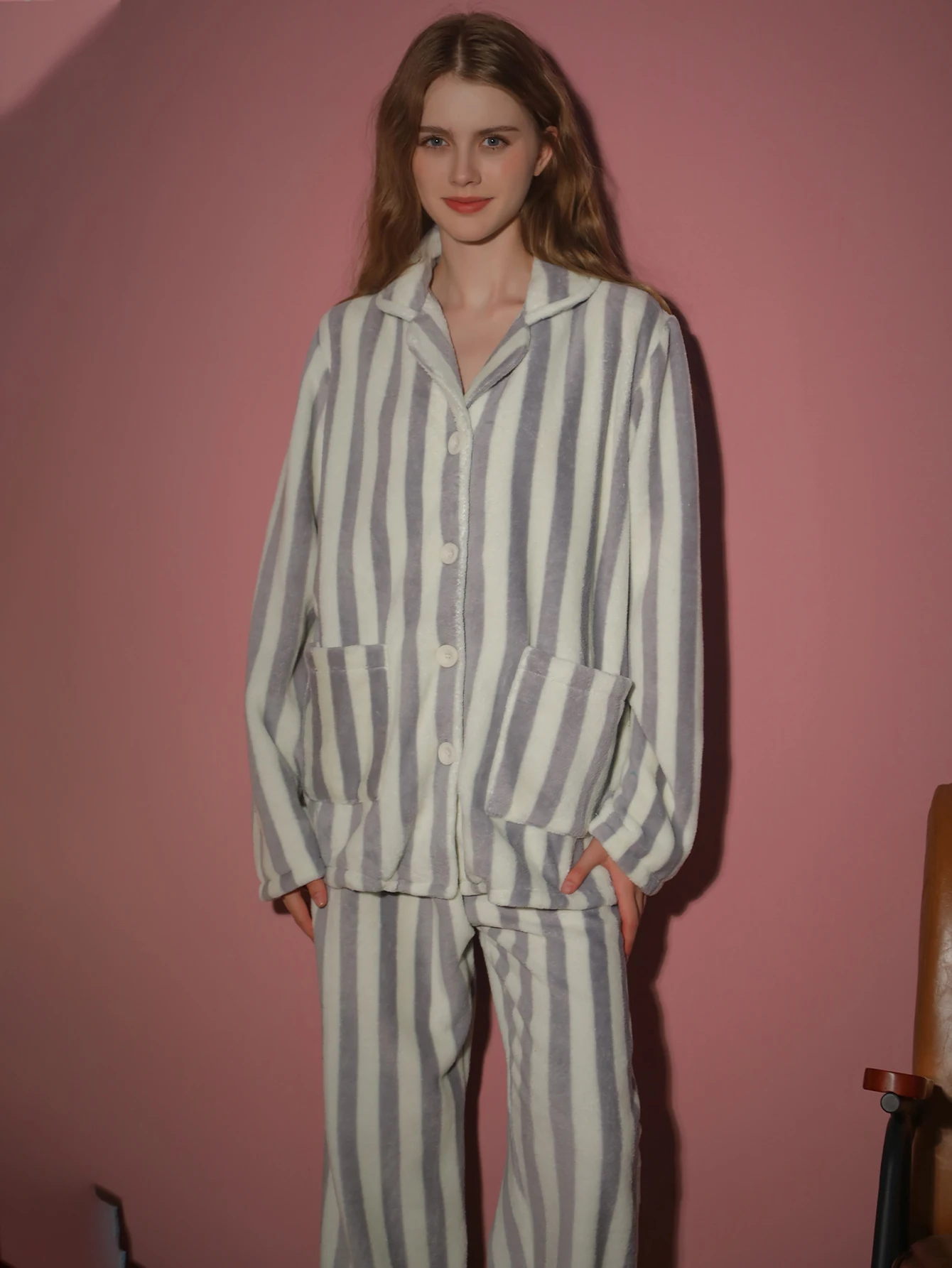 طقم مكون من قطعتين من بيجامات نسائية للخريف والشتاء من الفلانيل المخطط بأكمام طويلة طقم ملابس منزلية سترة سميكة #4