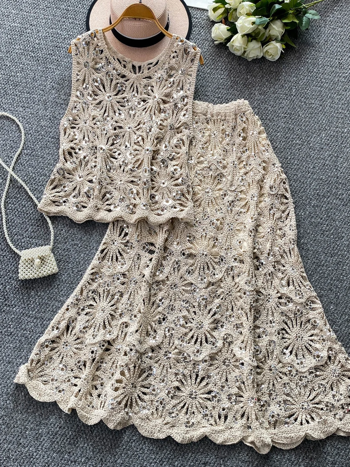 Bohemian Beach Style Hollow out Knitted Sequin Sleeveless Vest High Waist Slimming Fish Tail Long Skirt Two Piece Set for Women