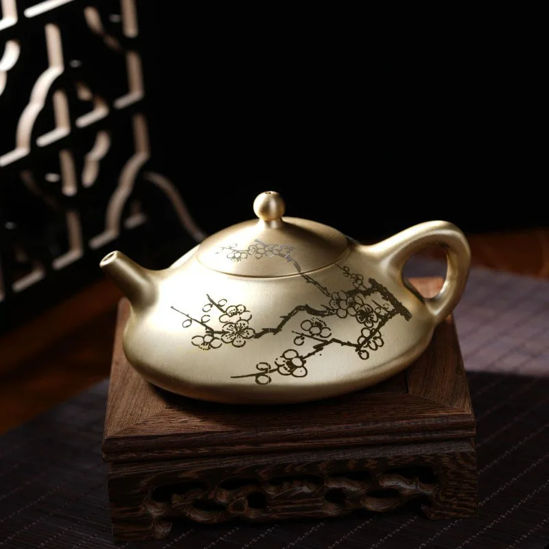Creative Cast Iron Teapot Chinese Style Brass Tea Pot with Handle Copper Craftsmanship Tea Kettle For Friends Tea Lovers Gifts