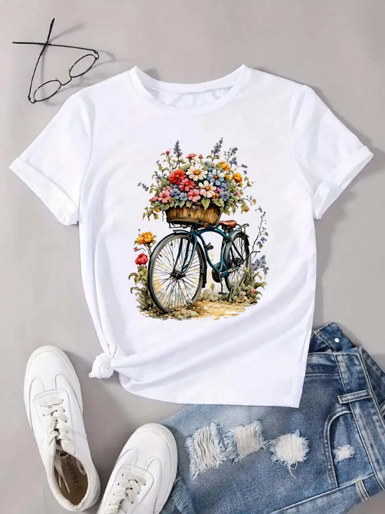 เสื้อยืดผู้หญิงแฟชั่นลายดอกไม้พิมพ์ลายจักรยาน เสื้อยืดแขนสั้นคอกลม เสื้อยืดลำลองสำหรับผู้หญิง เสื้อผ้าท็อปส์