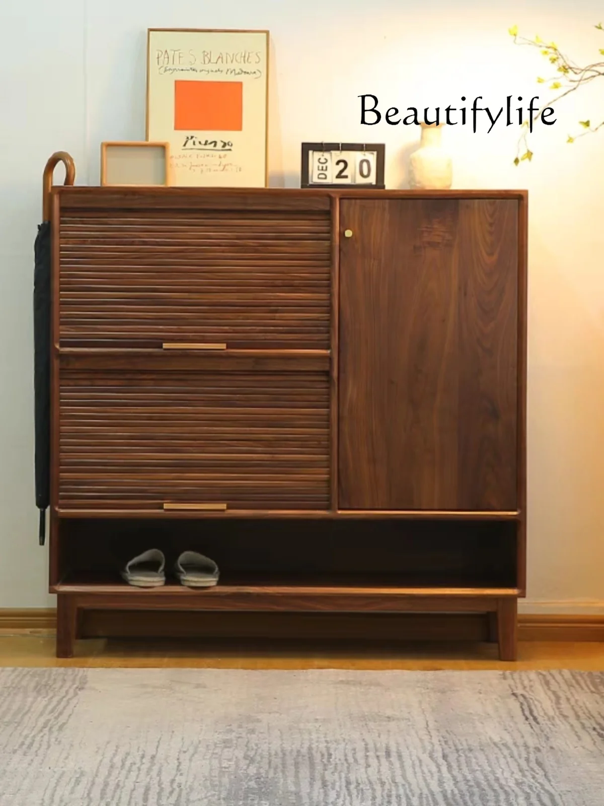 

North American black walnut against the wall, simple solid wood shoe cabinet, adjustable partition locker