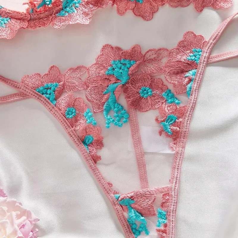 الوردي الأزهار ينغيرييس مثير الساخن بقماش شفاف التطريز الصدرية وجيزة الملابس الداخلية النسائية رغبة نقية العشير انظر من خلال الملابس الداخلية