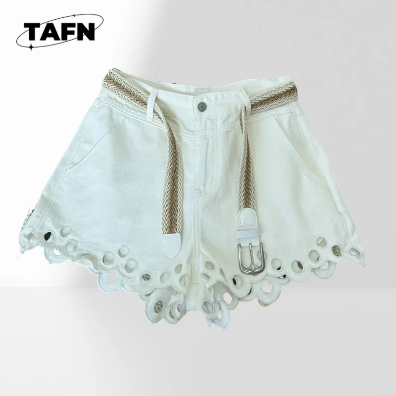 

Women's Stylish Skirt High Waist Slim Fit Mini Length Casual Wear Women High Waist Midi Solid Color Style AH1516