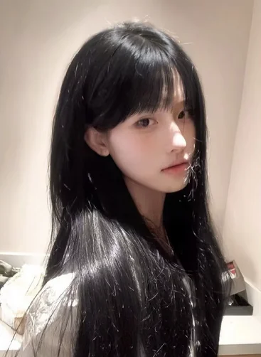 long Straight Synthetic Wig With Bangs Black Cosplay Party Lolita Hair Wig For Women Natural Heat Resistant Full Head Cover