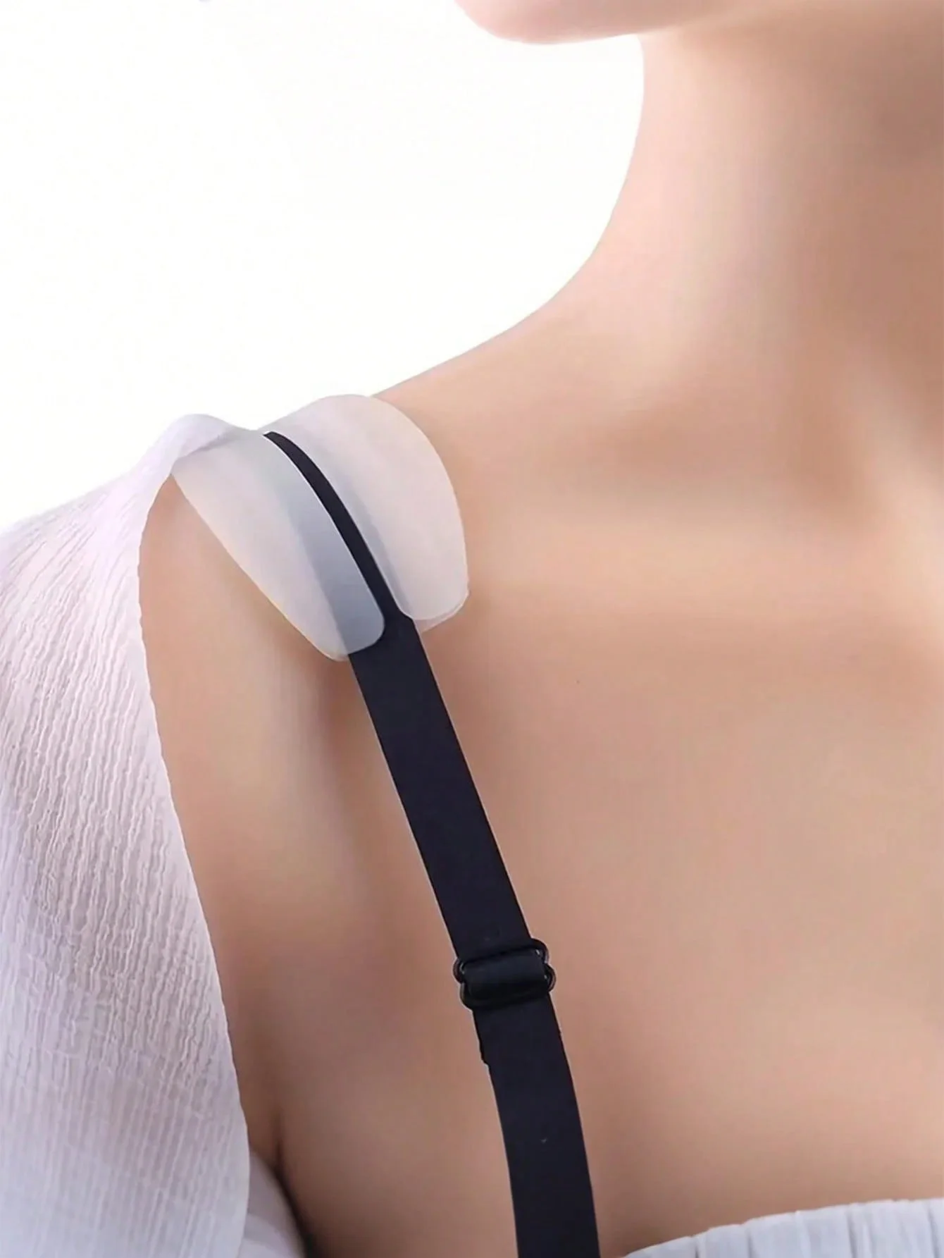 【Seasonal Pack】2-piece set, thin invisible silicone anti-slip shoulder pads, anti-slip strap tool for bras and underwear, anti-side-slip seamless pressure-reducing pads, suitable for all seasons