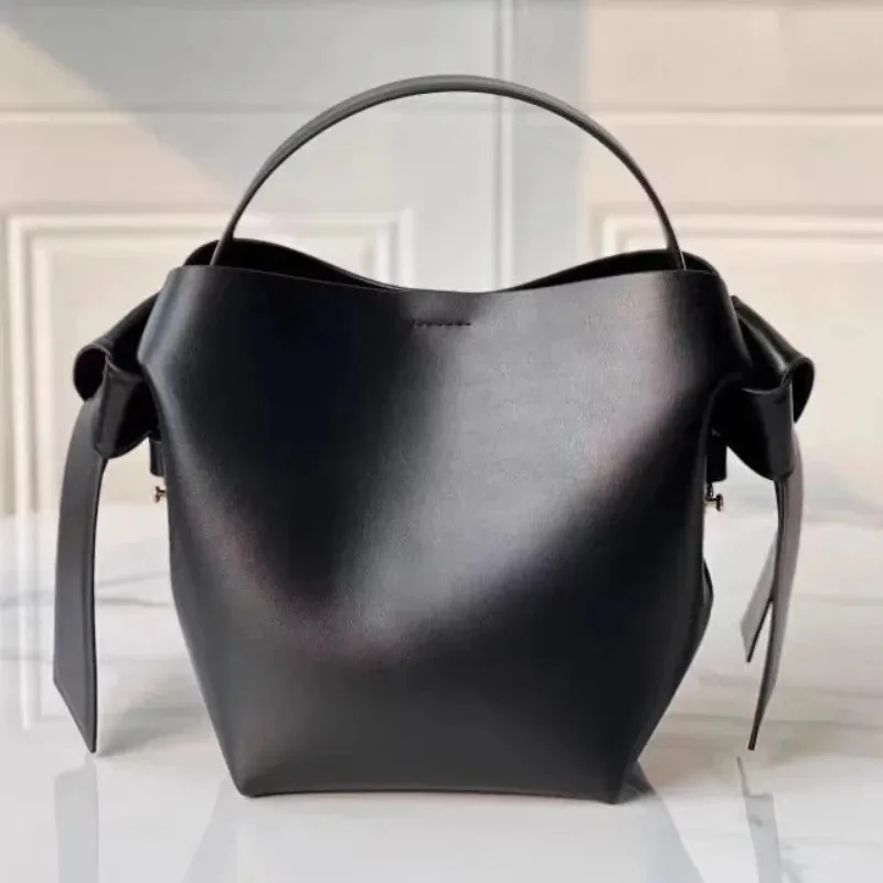 Modische, mit Schleifen verzierte Tragetasche aus echtem Leder, Schulter-Crossbody-Tasche, tragbare Bucket Bag/Handtasche/Schultertasche für Pendlerinnen