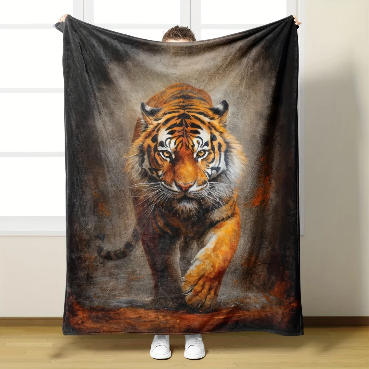 

Cozy Tiger Print Flannel Blanket - Ultra-Soft & Versatile for All Seasons - Ideal for Office Naps, Bedding