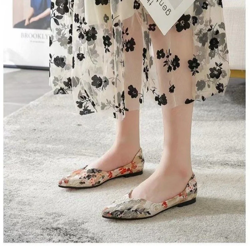 2023 Summer Fashion New Soft-soled Flat Shoes Retro Pointed Shoes Flat Print Elegant Casual Daily Women Shoes Moccasine Zapatos