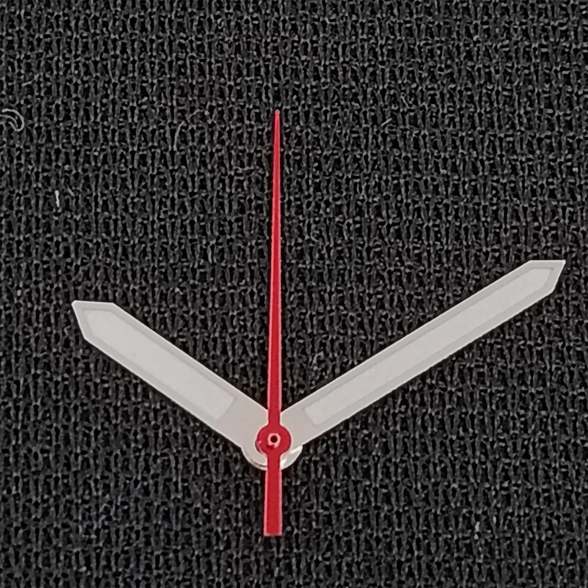 إبر على شكل سيف مؤشرات ساعة حمراء مع مضيئة باللون الأخضر لحركات NH35 وNH36 ساعة ميكانيكية استبدال الملحقات