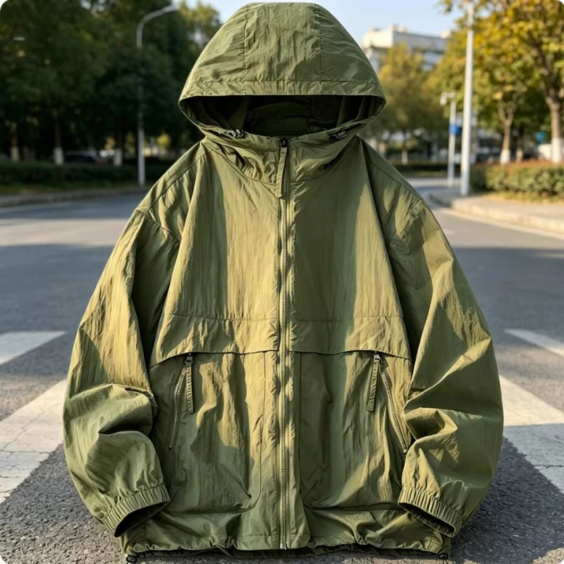 

UPF50+ Men's Hooded Sunscreen Jacket Summer Ultra Thin Zipper Pocket Windbreaker Elastic Cuffs Outdoor Hiking Fishing Skin Coats