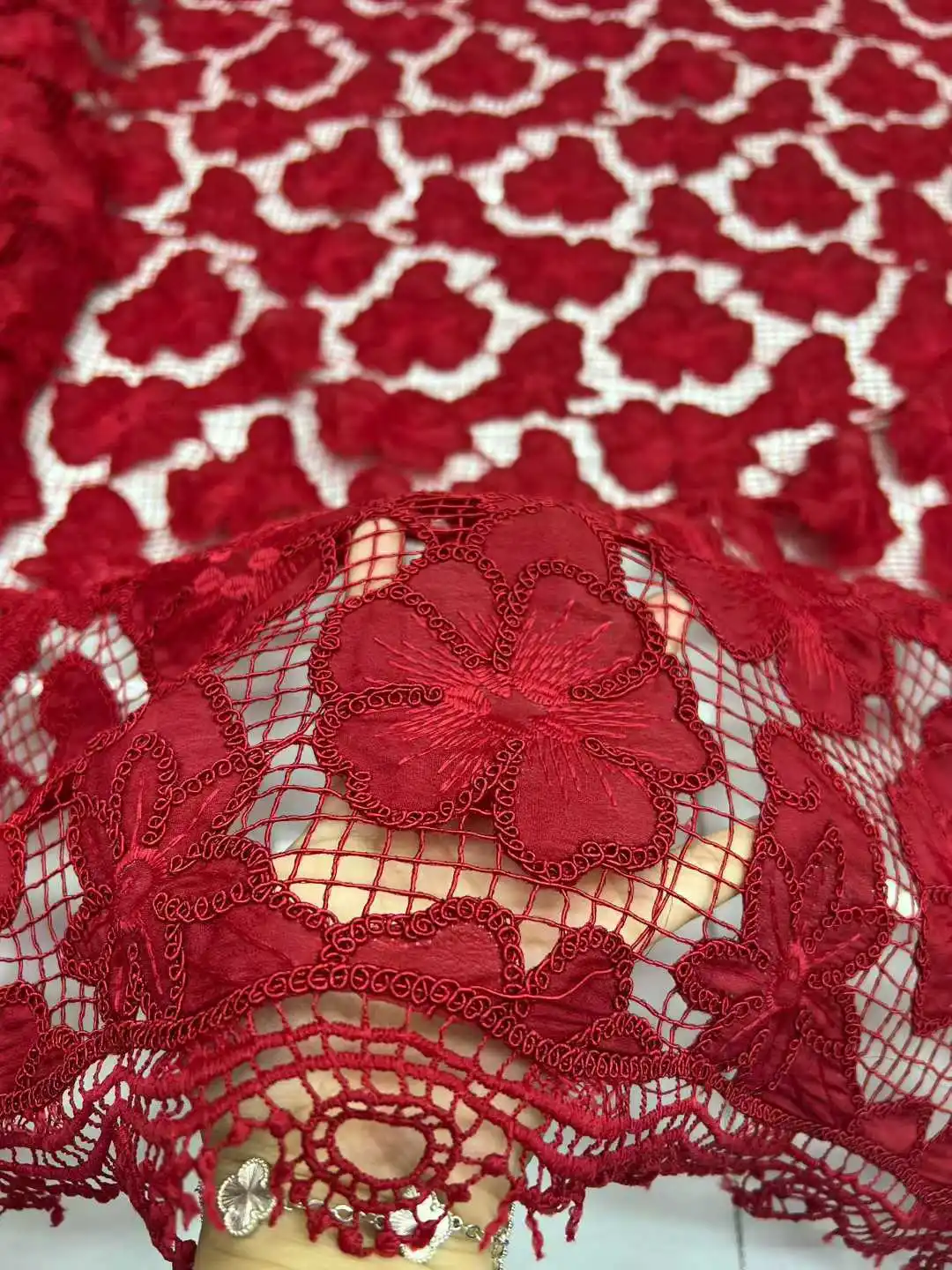 African Milk Silk Cord Lace Fabric 2025 High Quality Lace Water Soluble Nigerian Guipure Cord Laces For Wedding Party Dresses