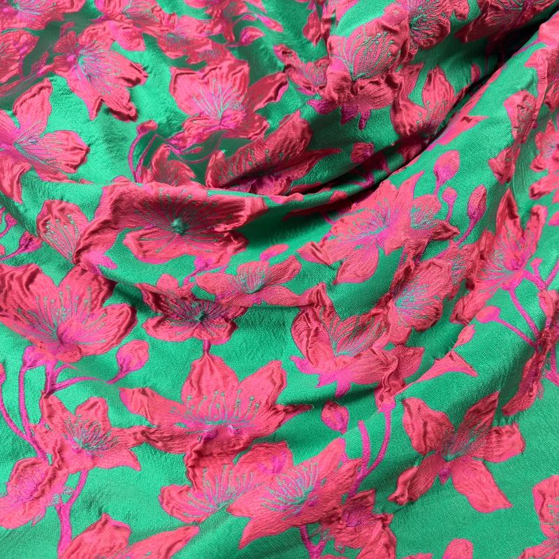 European and American Spring and Autumn Red Flower Women\'s Jacquard Fabric Windbreaker Dress Weaving Brocade Clothing Fabric