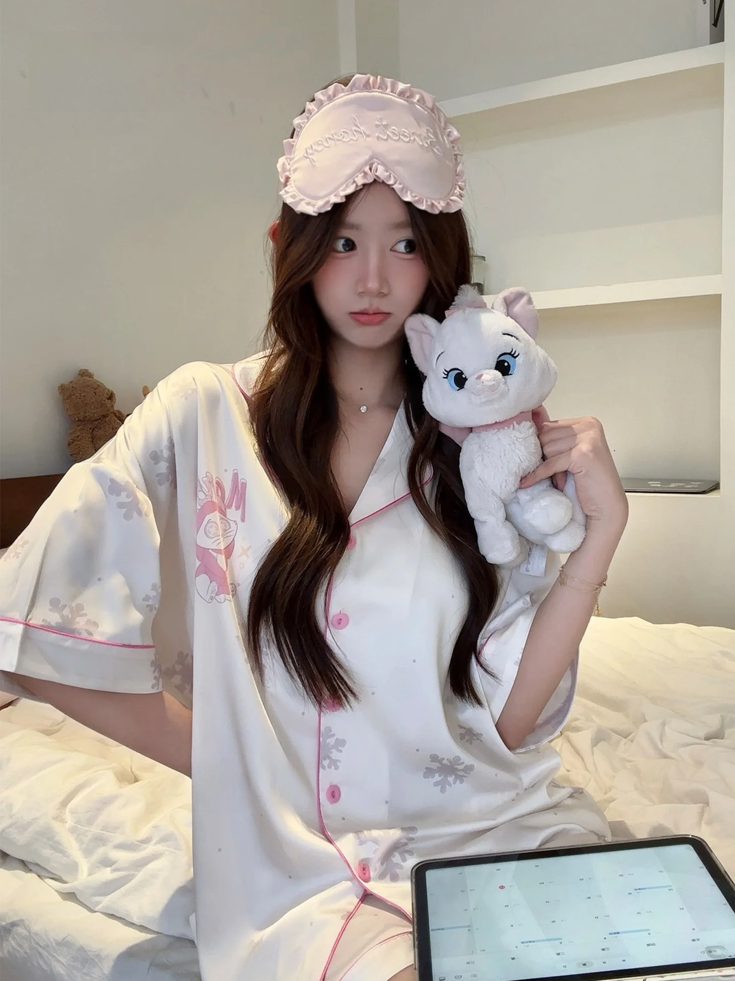 pigiama-estivo-in-seta-ghiacciata-con-stampa-cartoon-mary-maniche-corte-leggero-e-confortevole