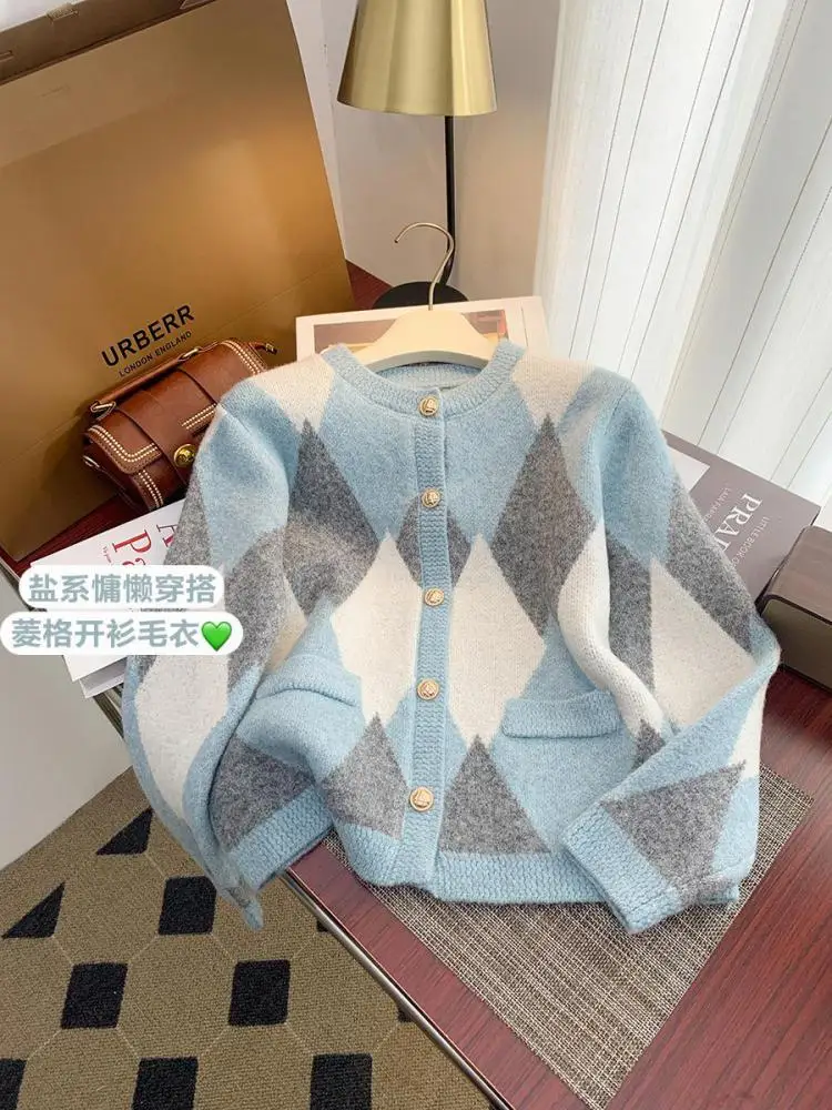 

Autumn Winter Elegant Button Long-sleeved Knitted Tops 2025 Vintage Women Sweet Patchwork Cardigan Fashion Diamond Grid Sweaters
