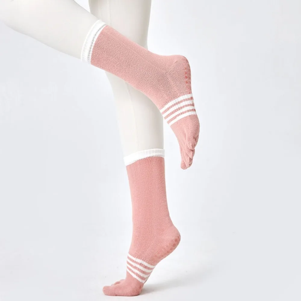

Full Five Finger Yoga Socks Five Fingers Non-slip Sweat Absorption Women Five Finger Cotton Socks Elastic Stripe